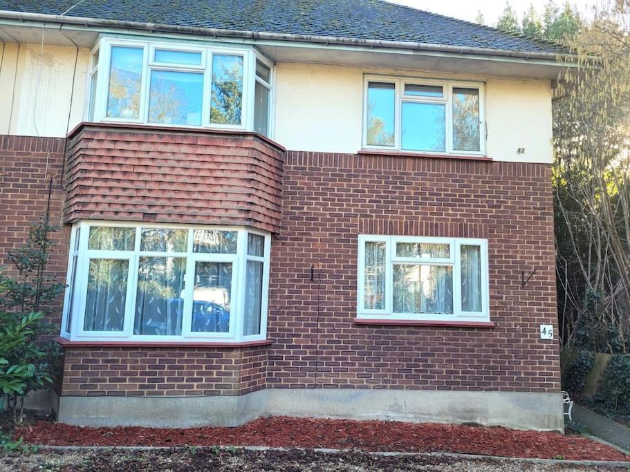 Harry's House Apartment